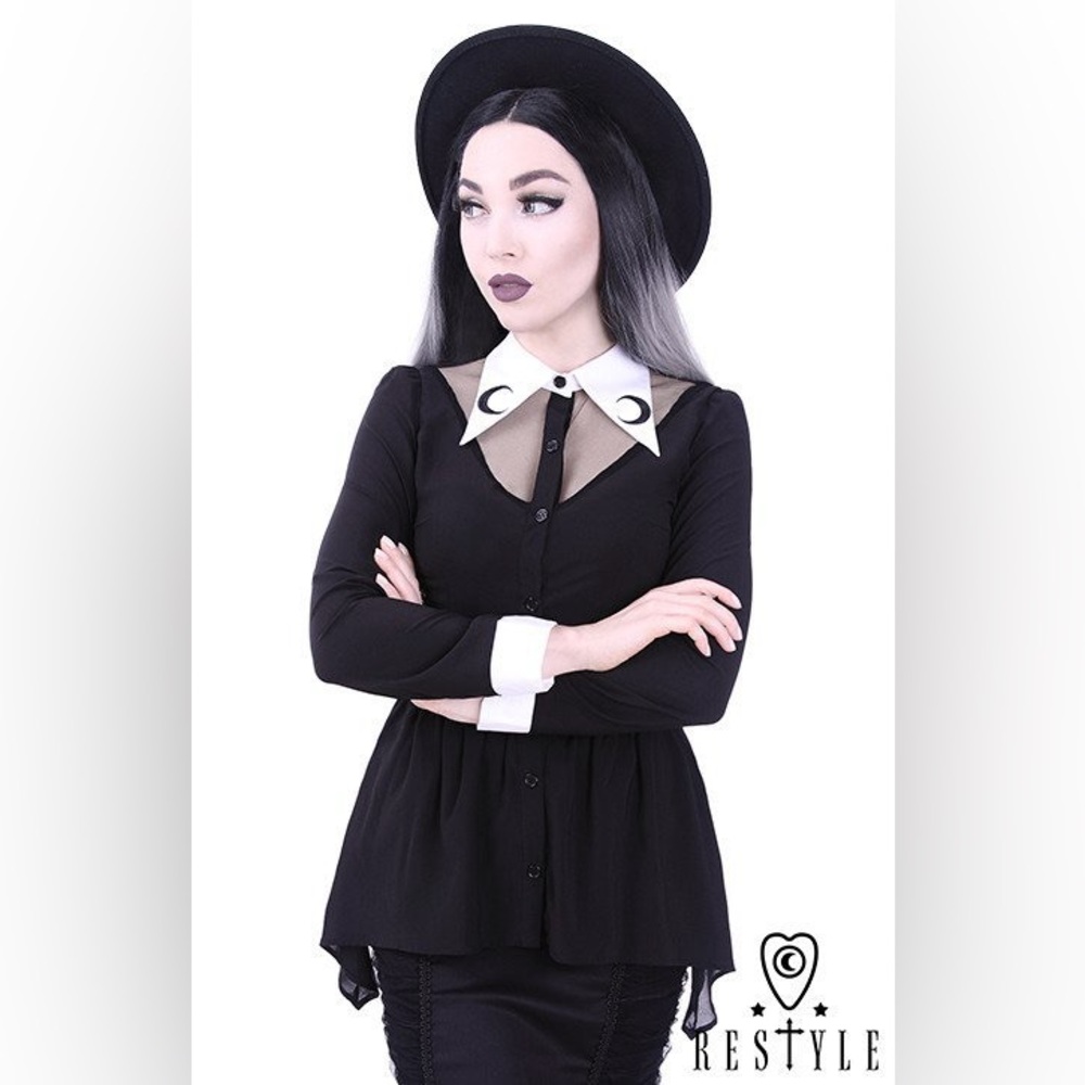 Restyle brand top sz M, like Killstar